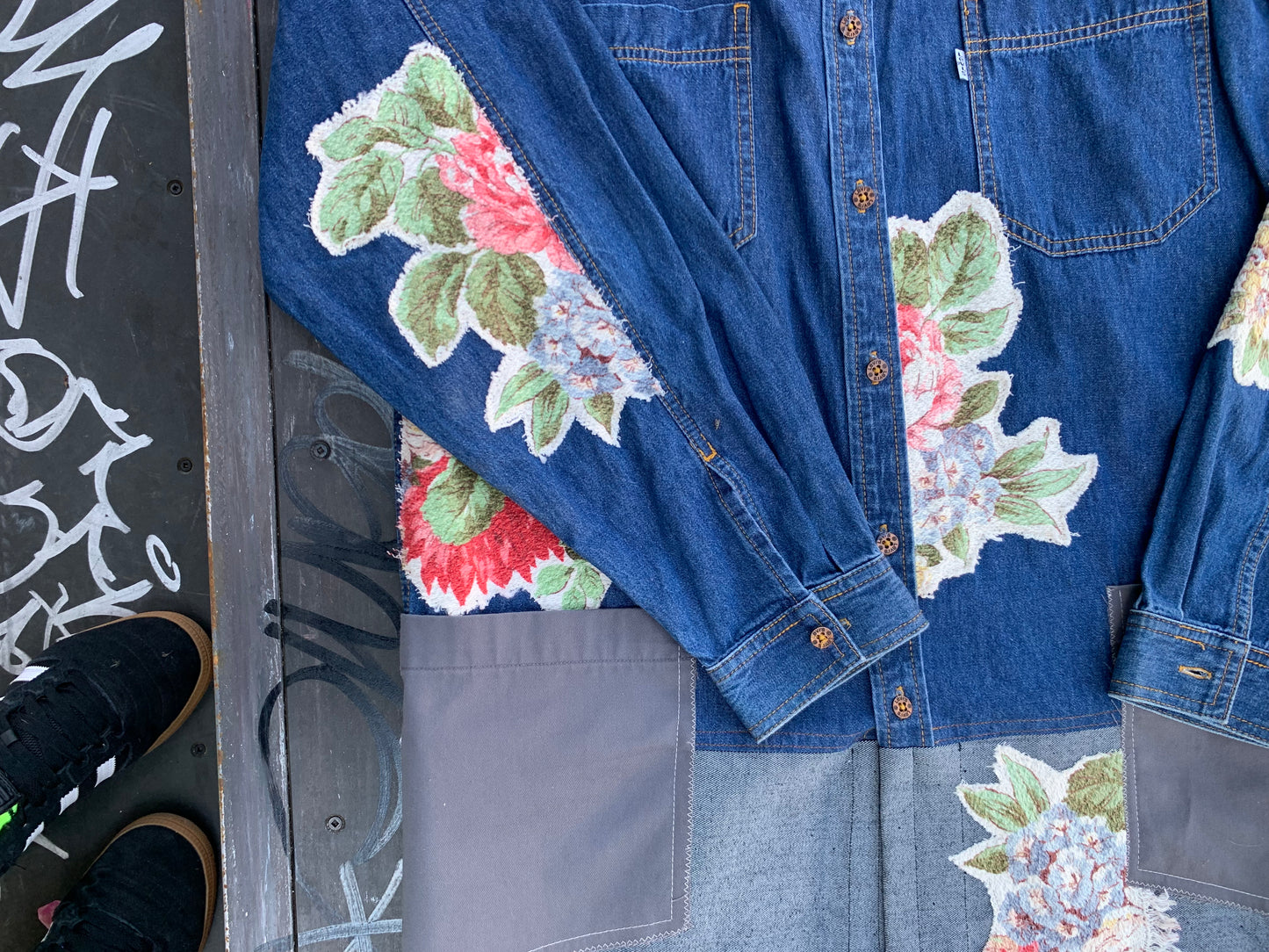 IN THE GARDEN JACKET - FITS UP TO LARGE