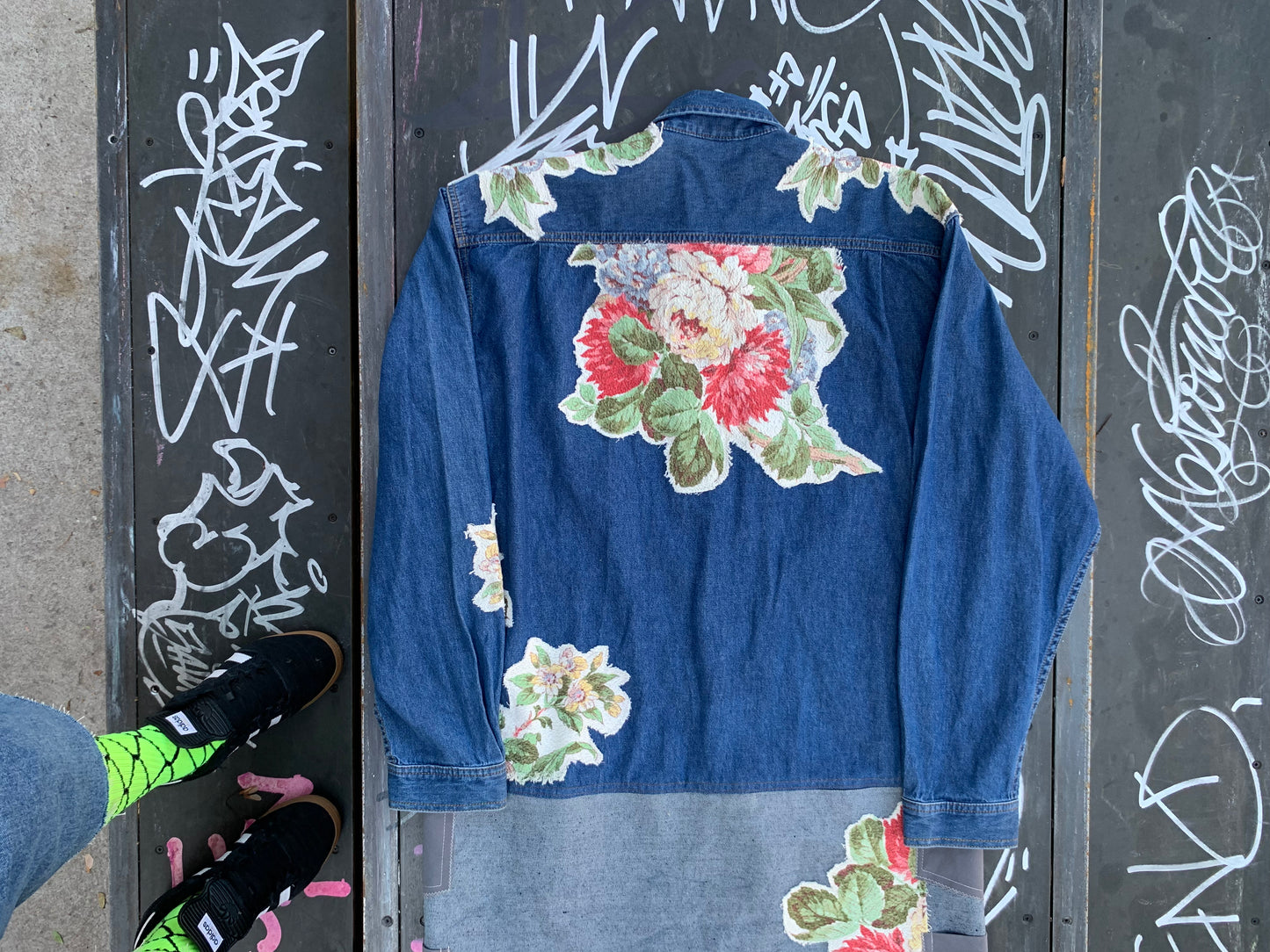 IN THE GARDEN JACKET - FITS UP TO LARGE