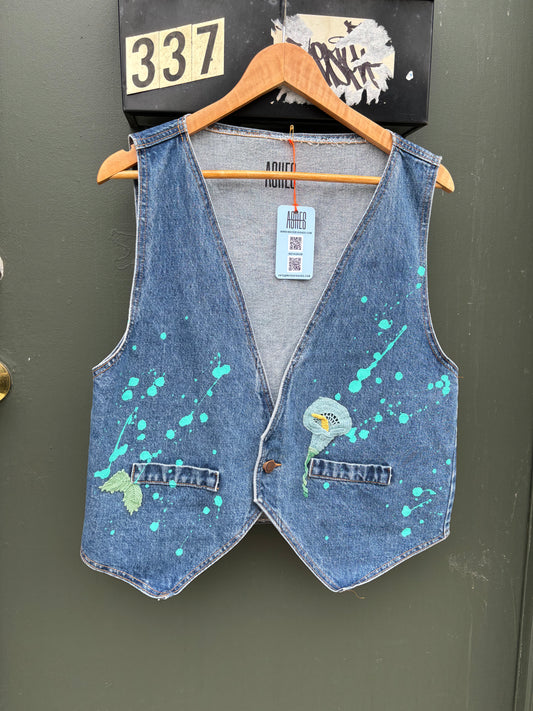 VINTAGE DENIM VEST DECORATED BY ASHES