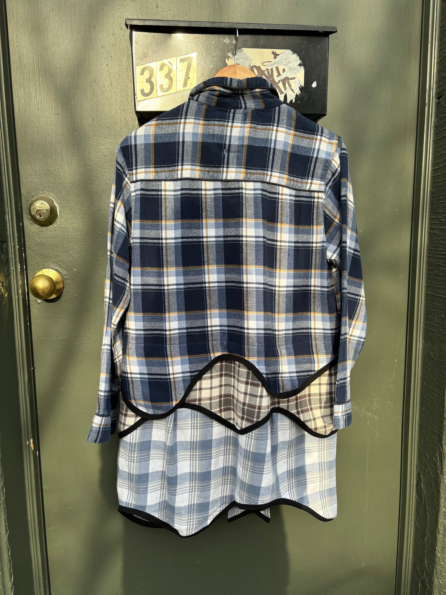 TRIPLE LAYER FLUID FLANNEL - S/M