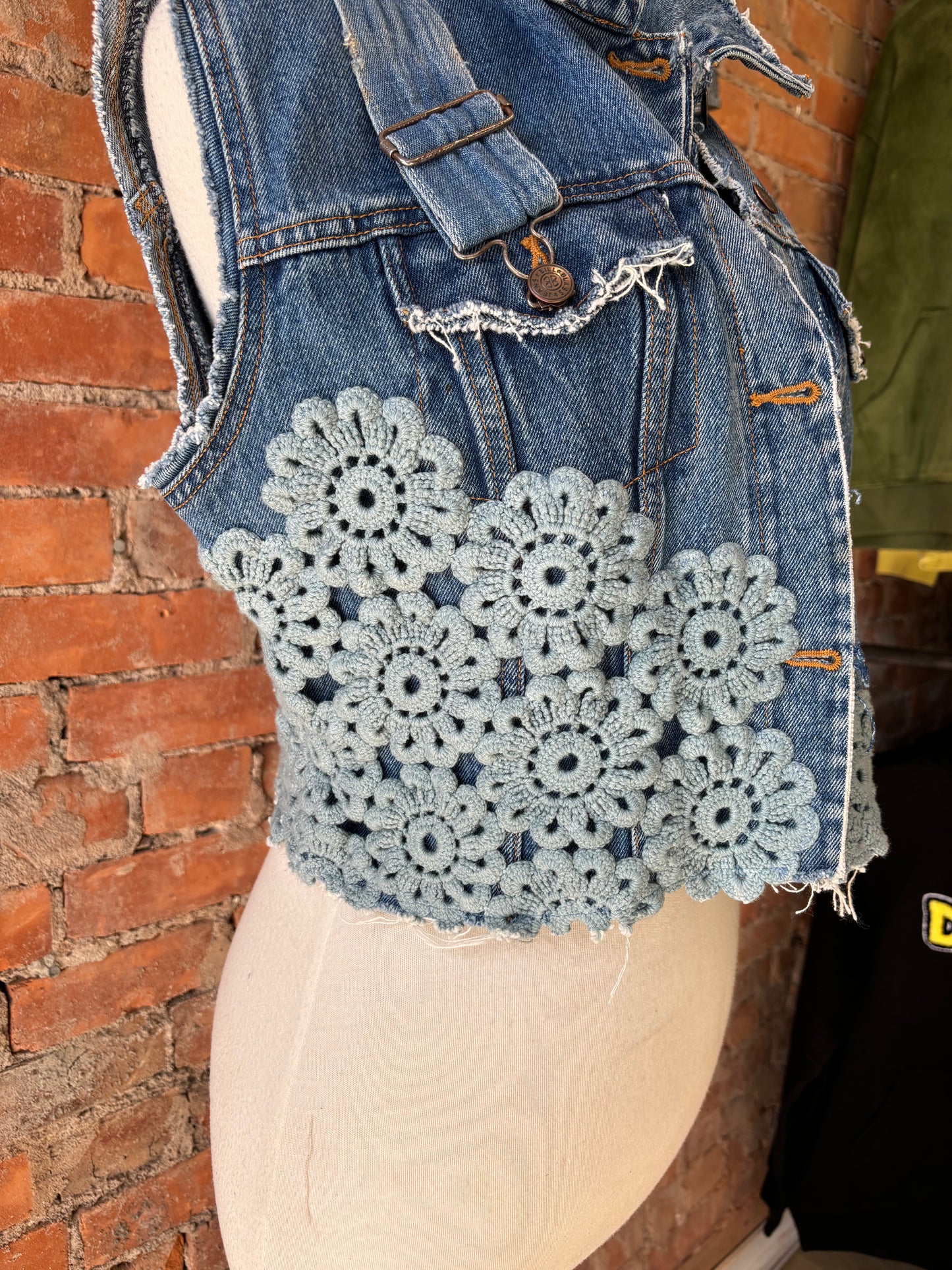 REWORKED DENIM JACKET - M