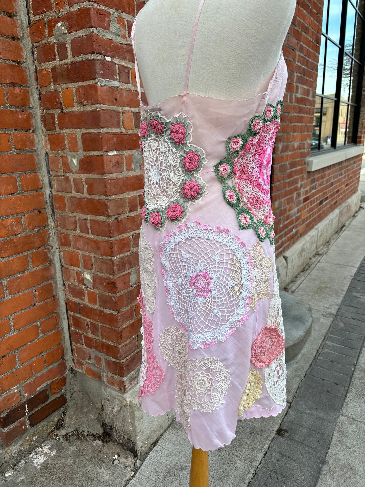 PINK DOILY SLIP DRESS - S/M