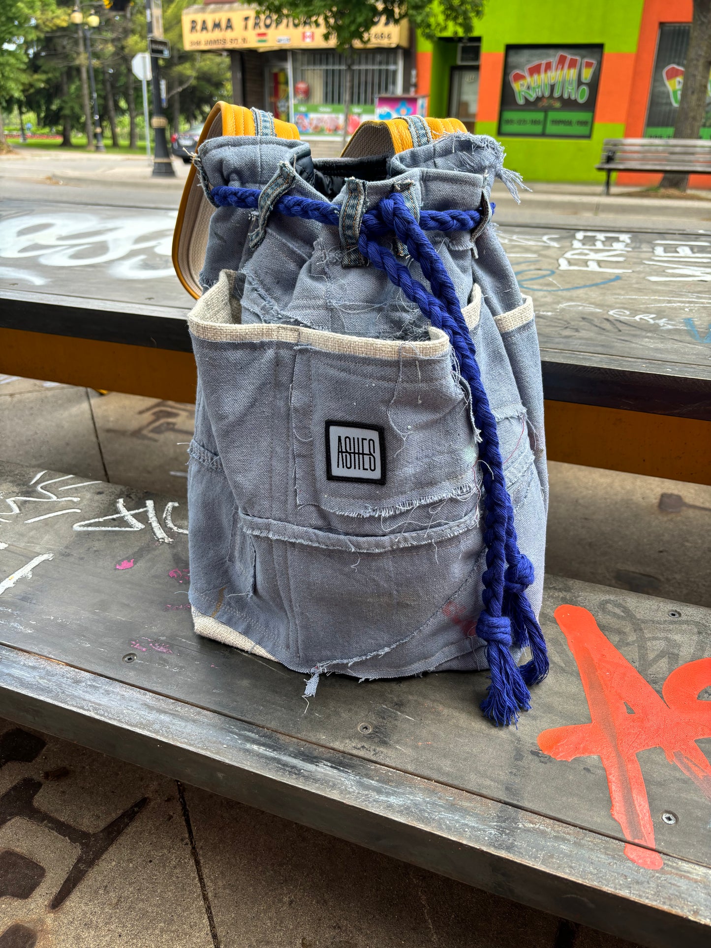 DROP CLOTH BUCKET BAG - SHADES OF BLUE