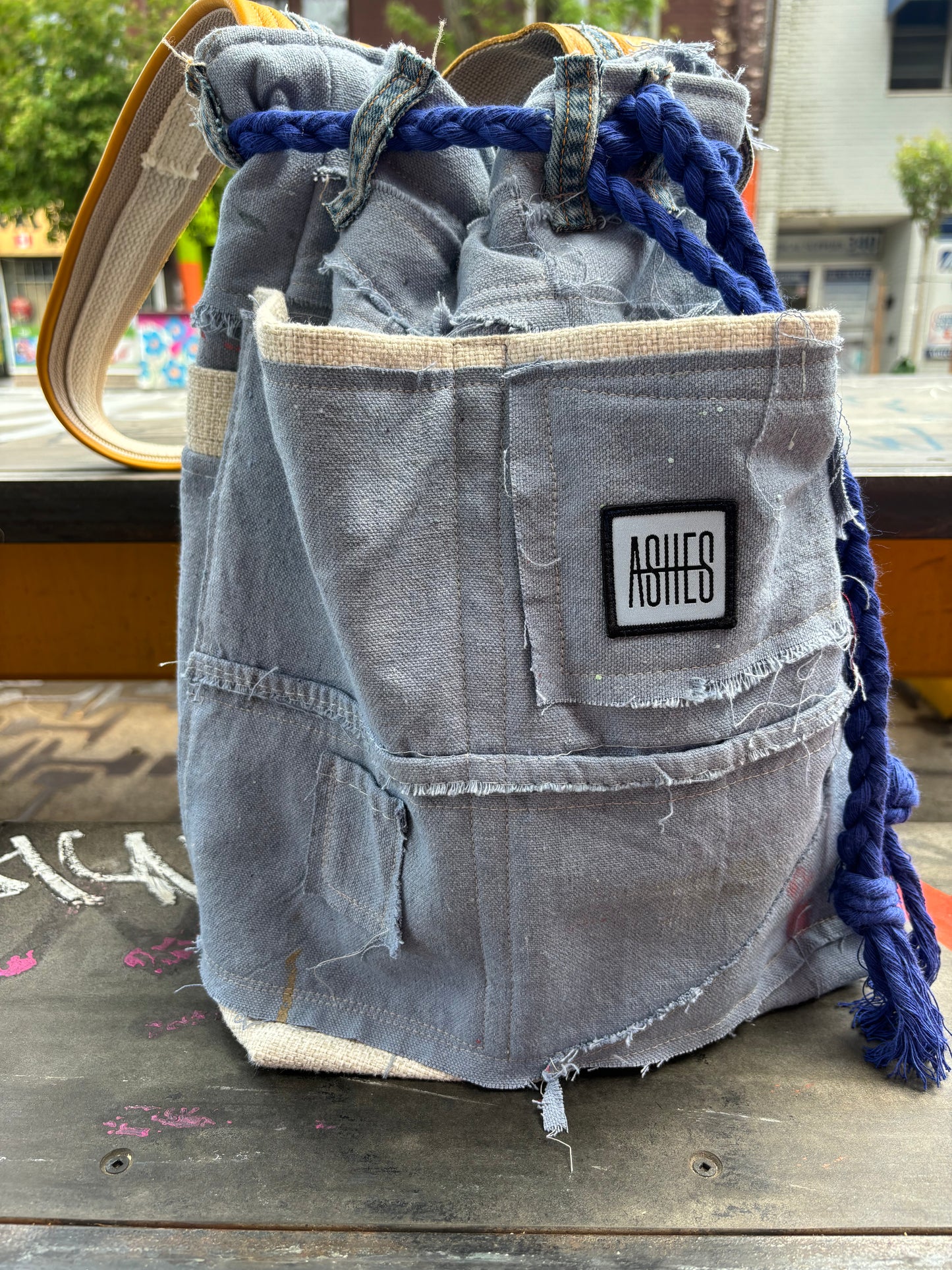 DROP CLOTH BUCKET BAG - SHADES OF BLUE