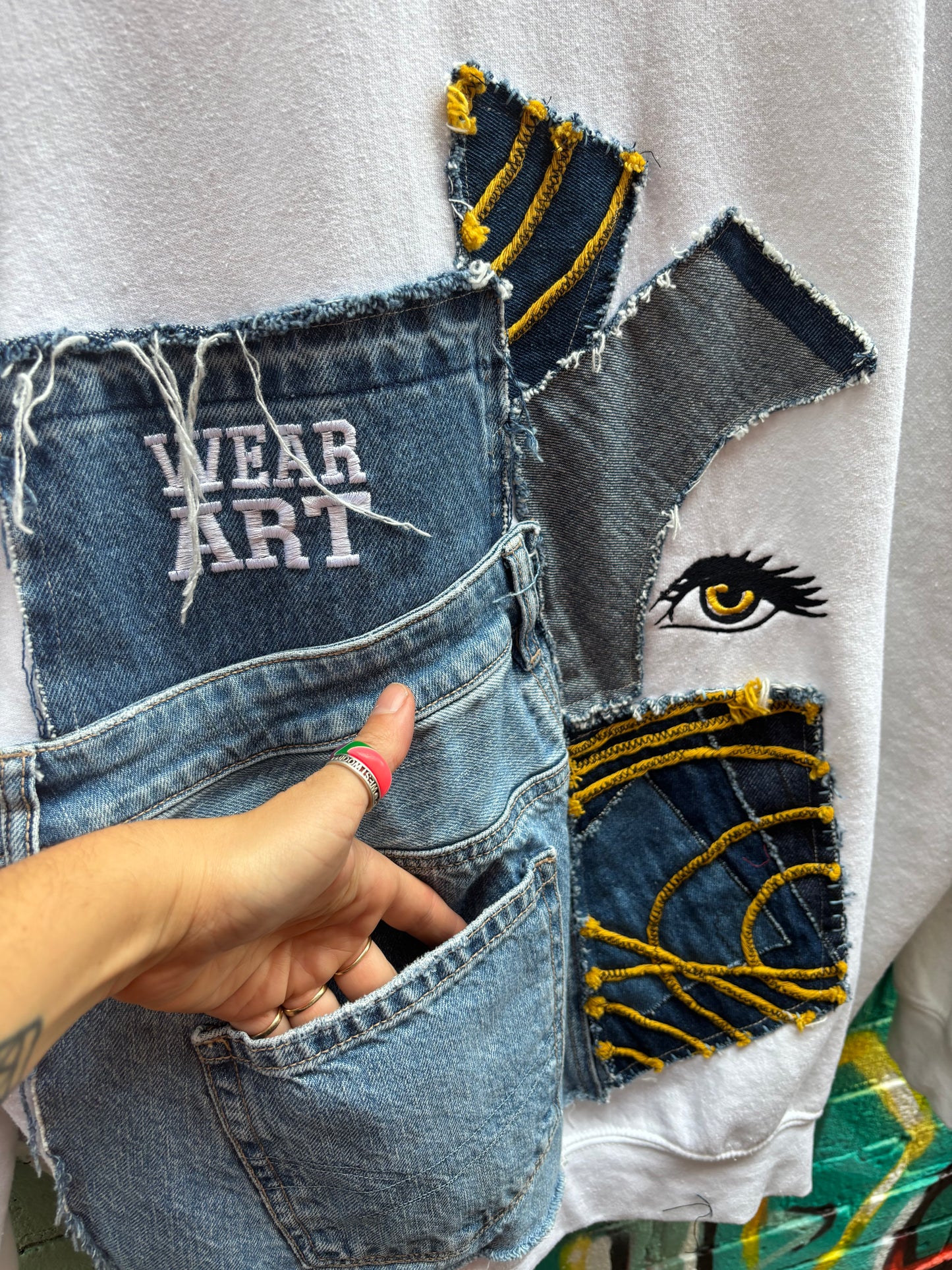 DENIM EYES CREW NECK SWEATER - 3XL