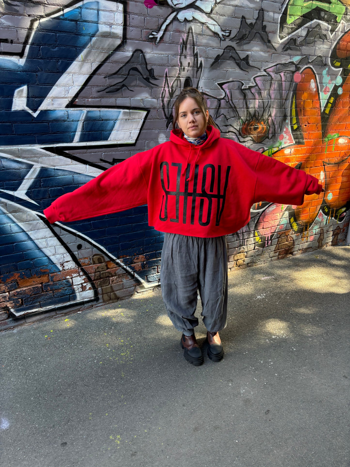 EMBOLDENED ASHES CROPPED HOODIE - RED