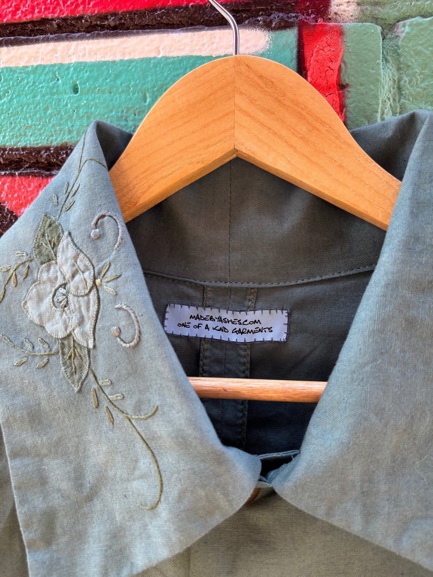 SAGE HAND DYED TABLE CLOTH COLLARED TOP