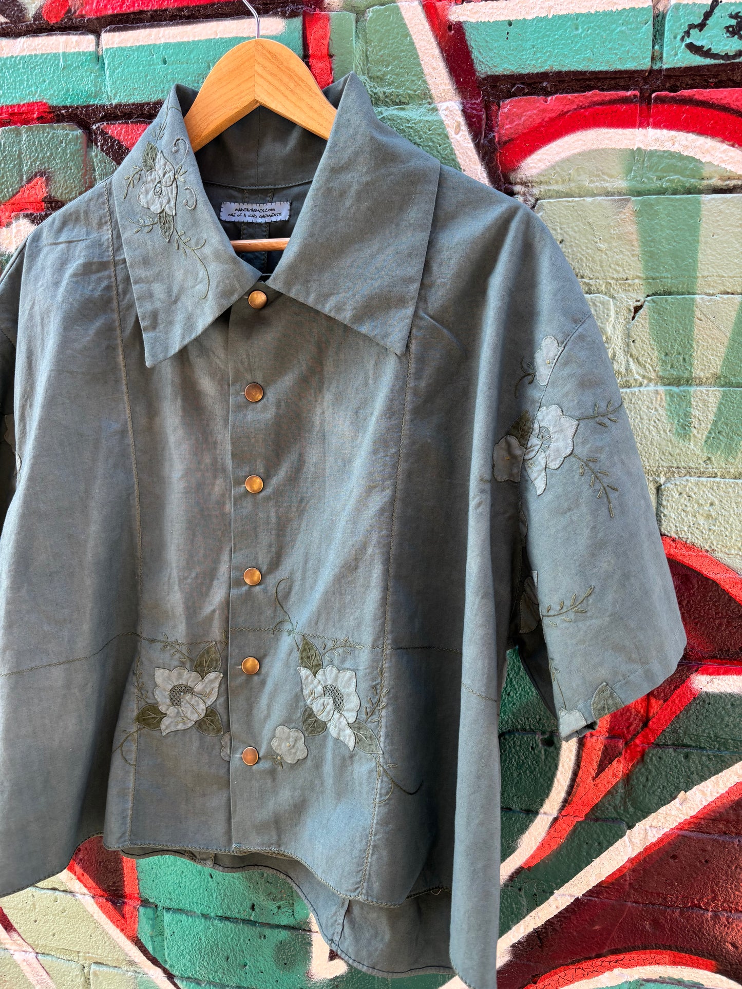 SAGE HAND DYED TABLE CLOTH COLLARED TOP