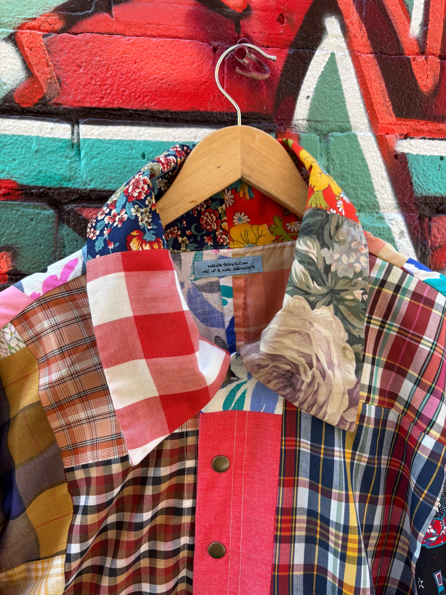 QUILT REWORK LONG COLLARED TOP
