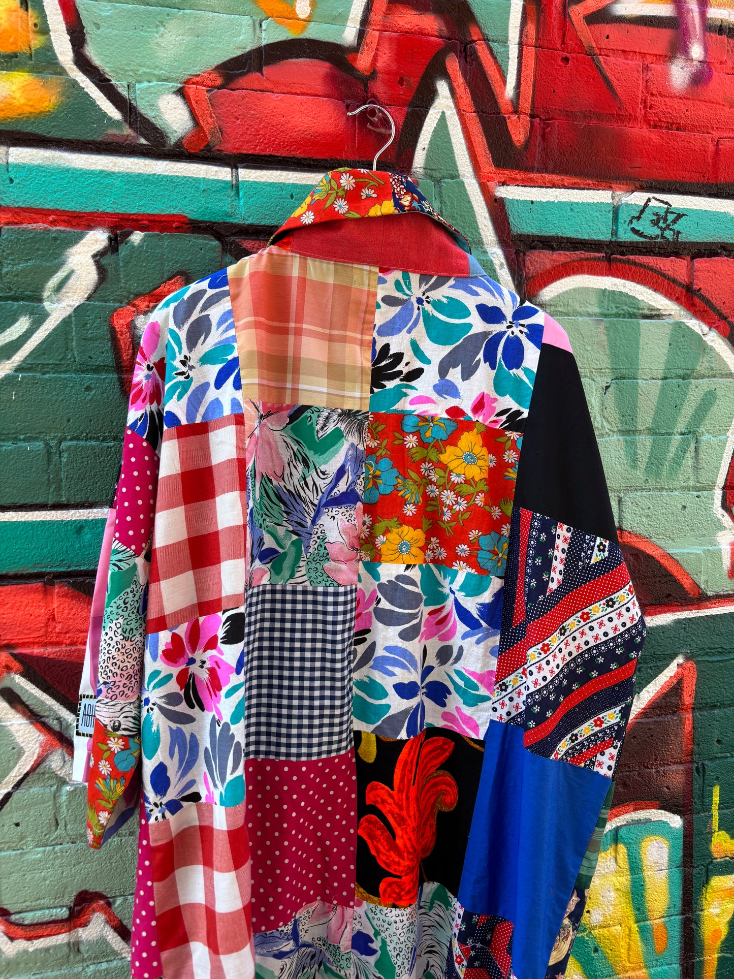 QUILT REWORK LONG COLLARED TOP