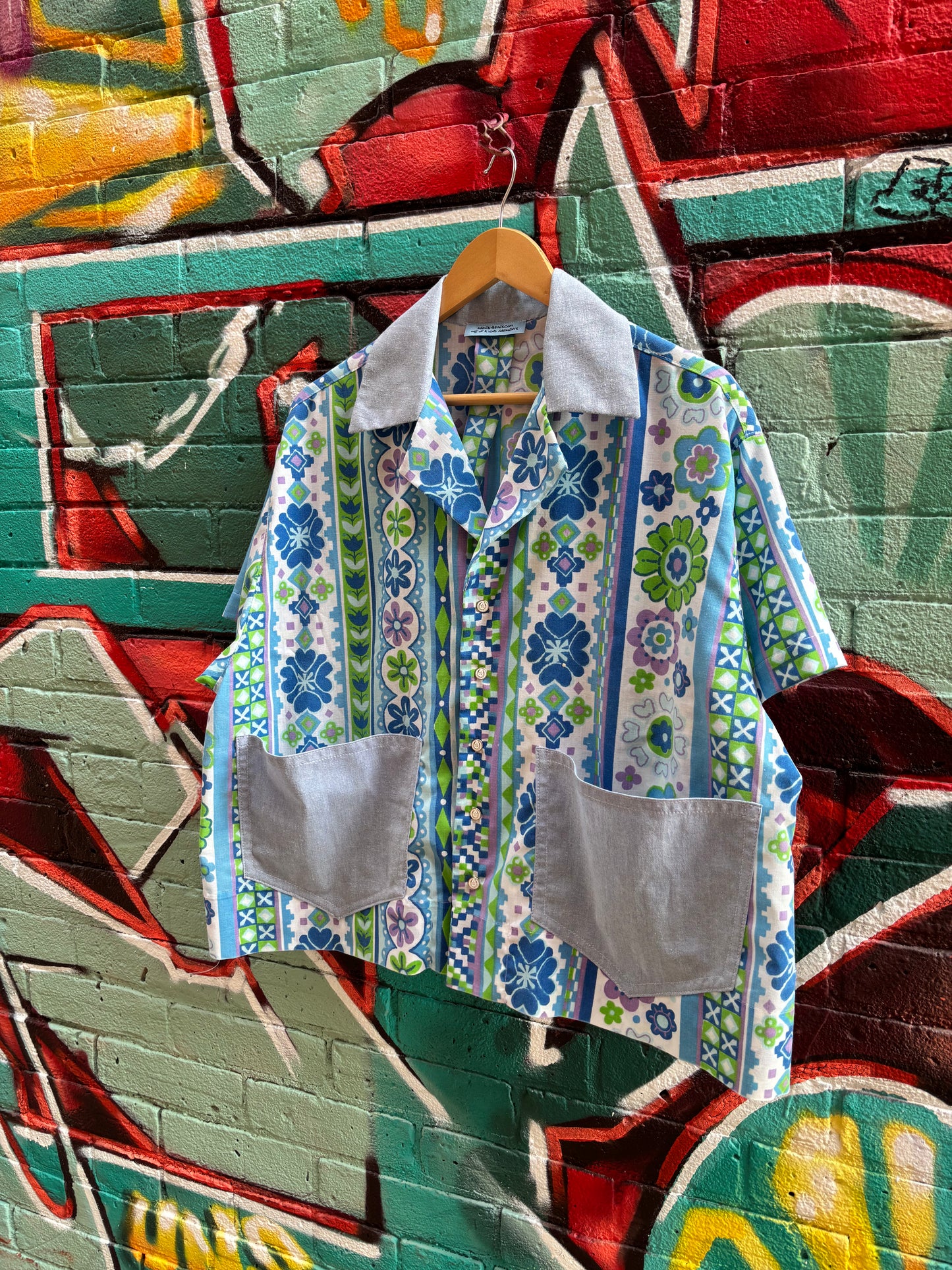FLORAL POP CAMP SHIRT Online