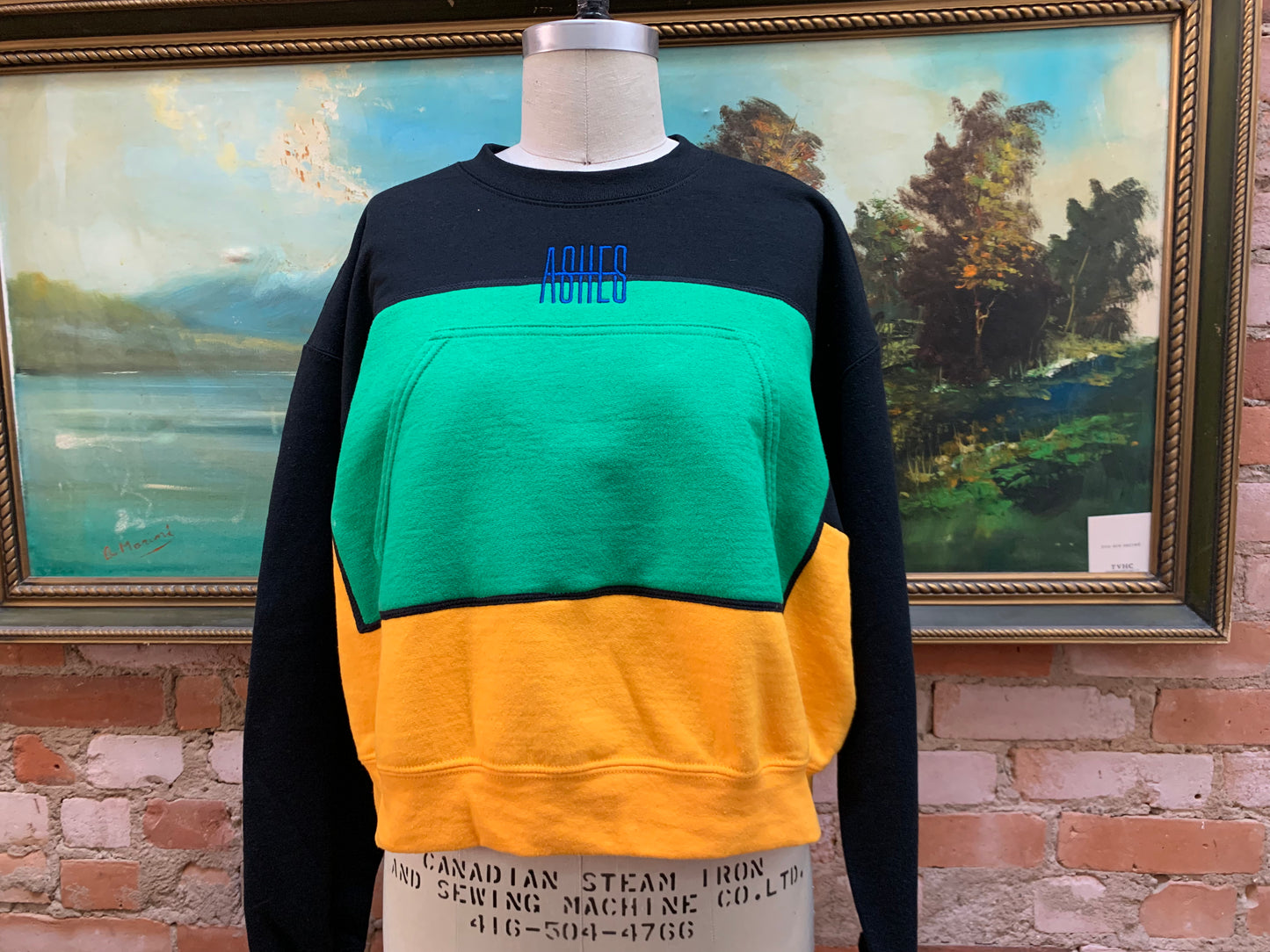 3 TO 1 CREW NECK SWEATER - Large