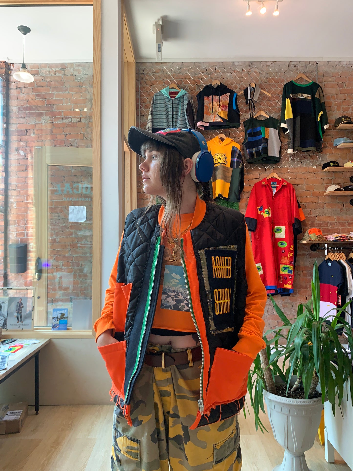 HIGH VISUAL PUFFER VEST - S/M