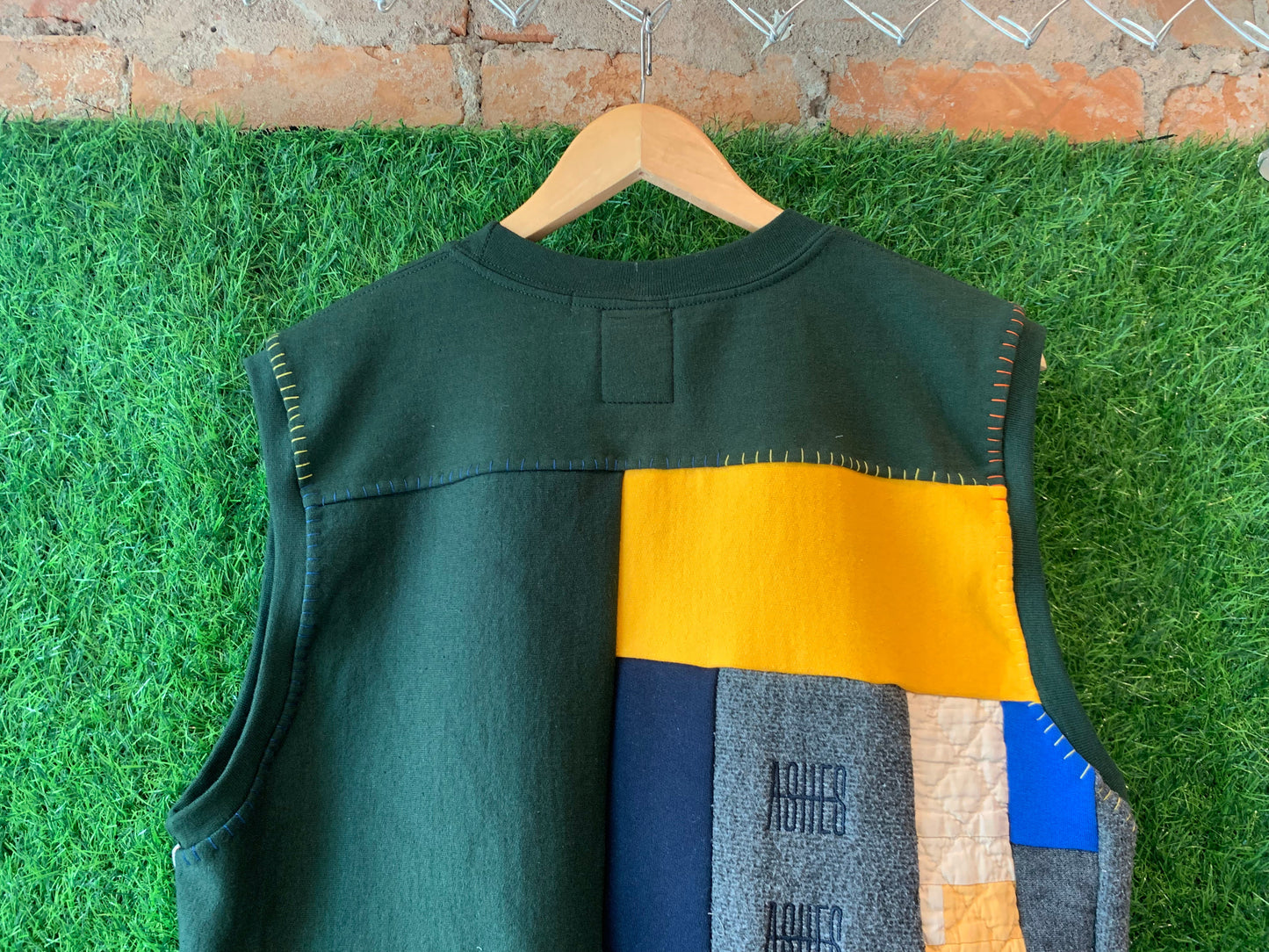 SQUARED AWAY VEST - MEDIUM - 1/1