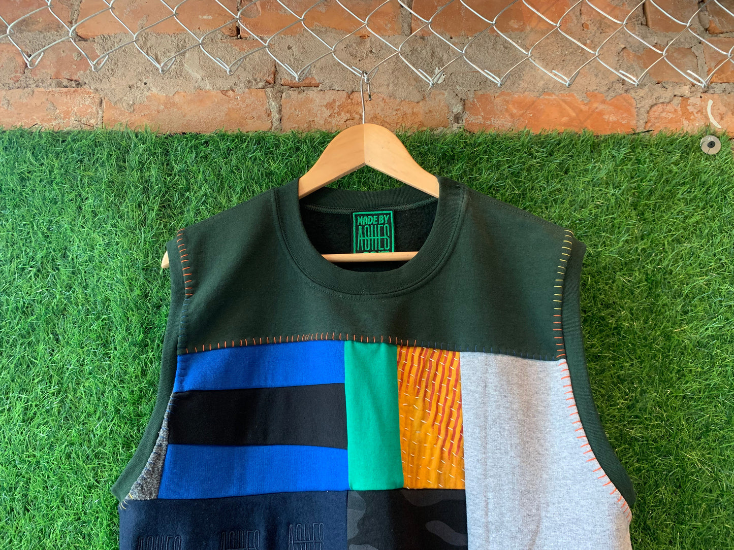 SQUARED AWAY VEST - MEDIUM - 1/1