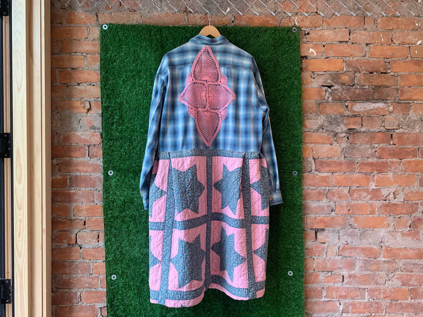 QUILT & PLAID JACKET - LARGE
