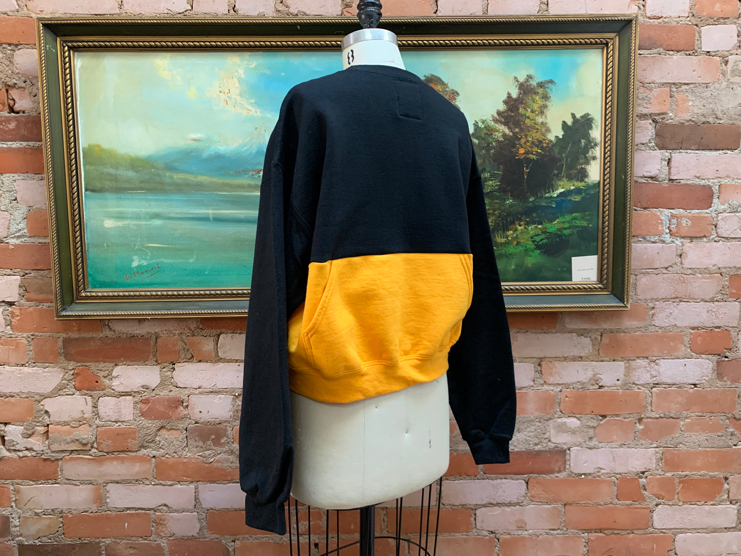 3 TO 1 CREW NECK SWEATER - Large