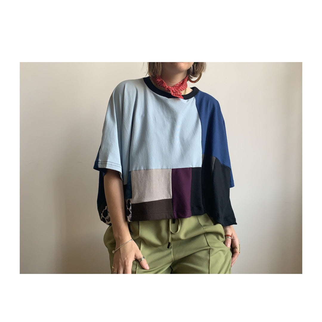 SQUARED AWAY CROPPED TOP 0821-04