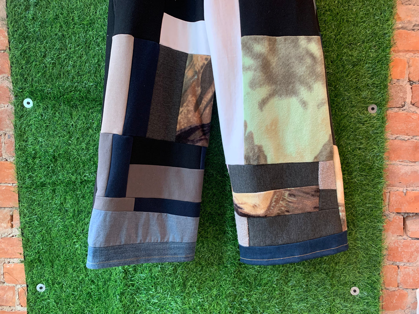 SQUARED AWAY PANTS - SZ 6 - 32” WAIST