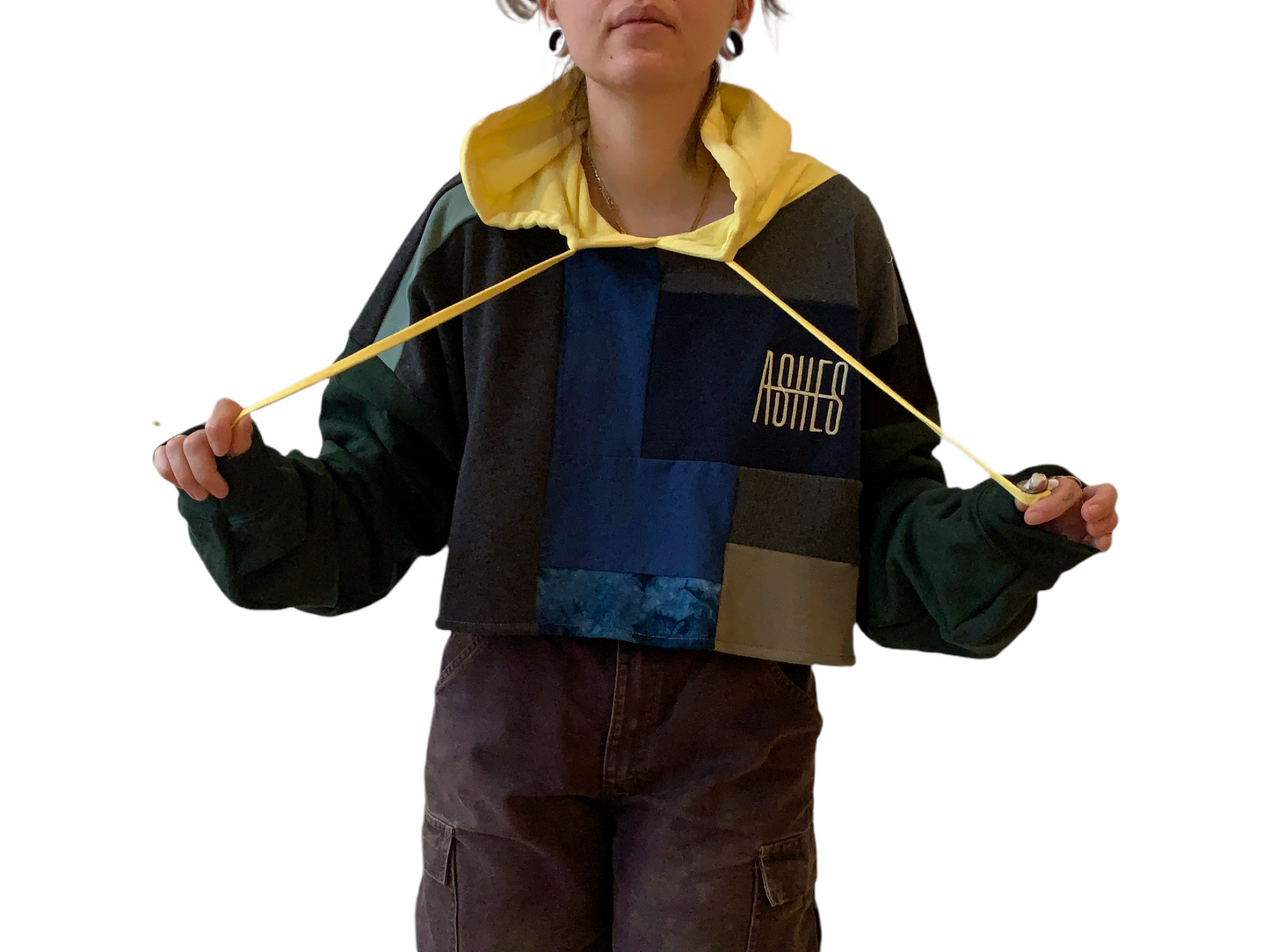 1204 - CROPPED SQUARED AWAY HOODIE