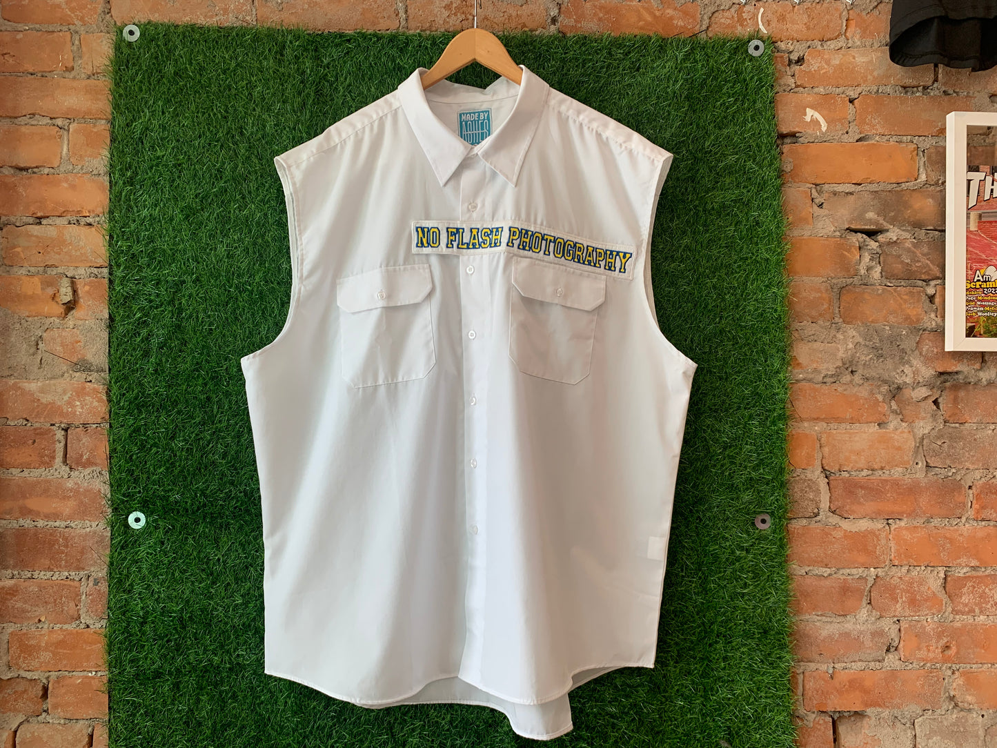 NO FLASH PHOTOGRAPHY - ONE OF A KIND - FITS UP TO 3XL