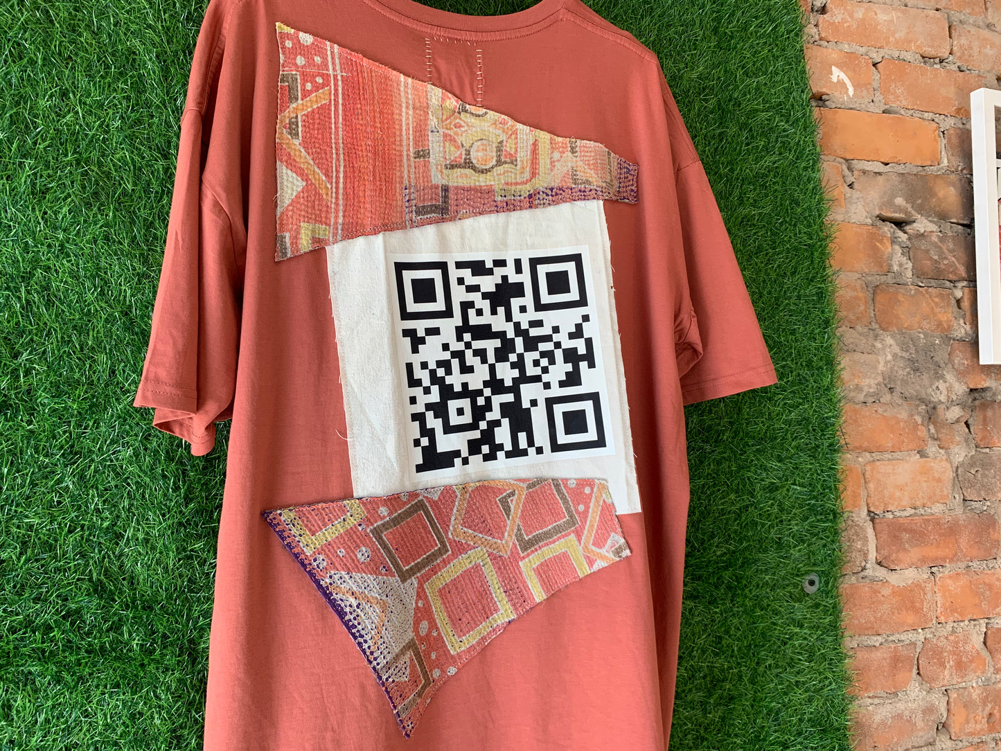PEACH T SHIRT - FITS UP TO 2XL