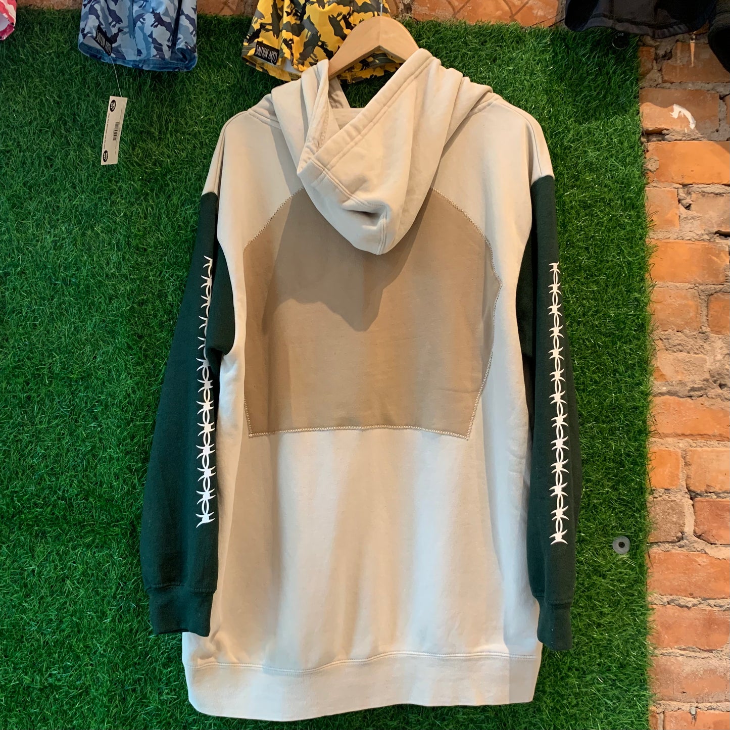 BEASLEY SKATEPARK X LOCAL HOODIE - Large