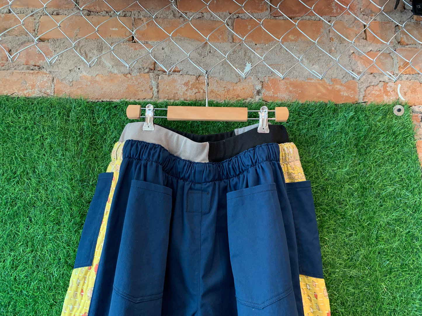 NAVY SUPER WIDE LEG PANTS
