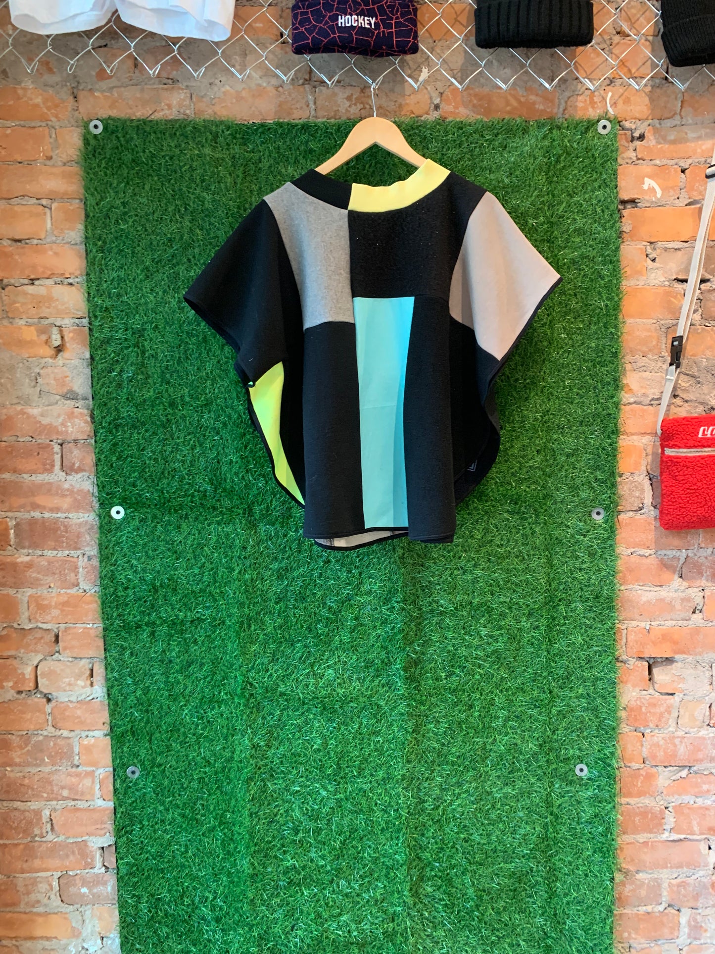 SQUARED AWAY LIGHTWEIGHT CAPE