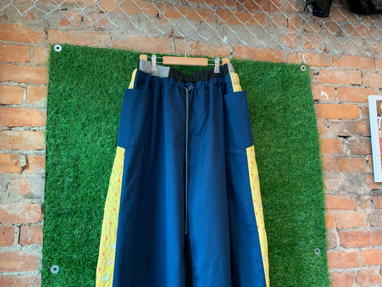 NAVY SUPER WIDE LEG PANTS