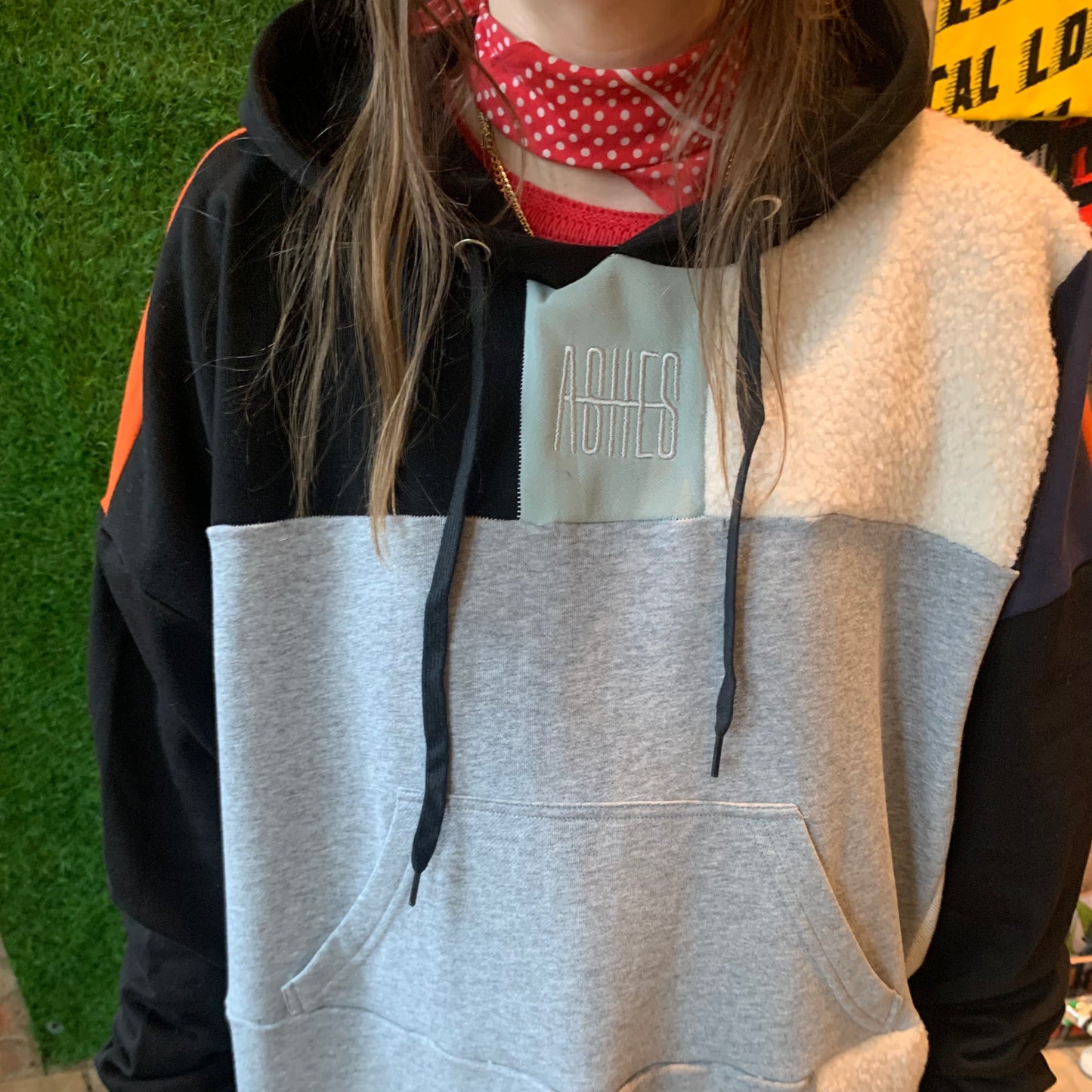 HOODIE - SQUARED AWAY