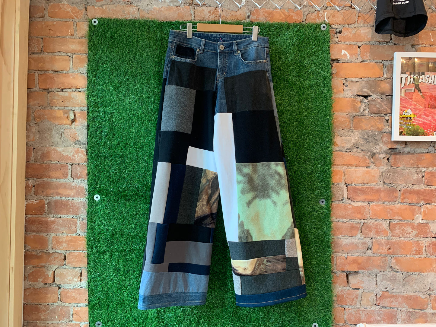 SQUARED AWAY PANTS - SZ 6 - 32” WAIST