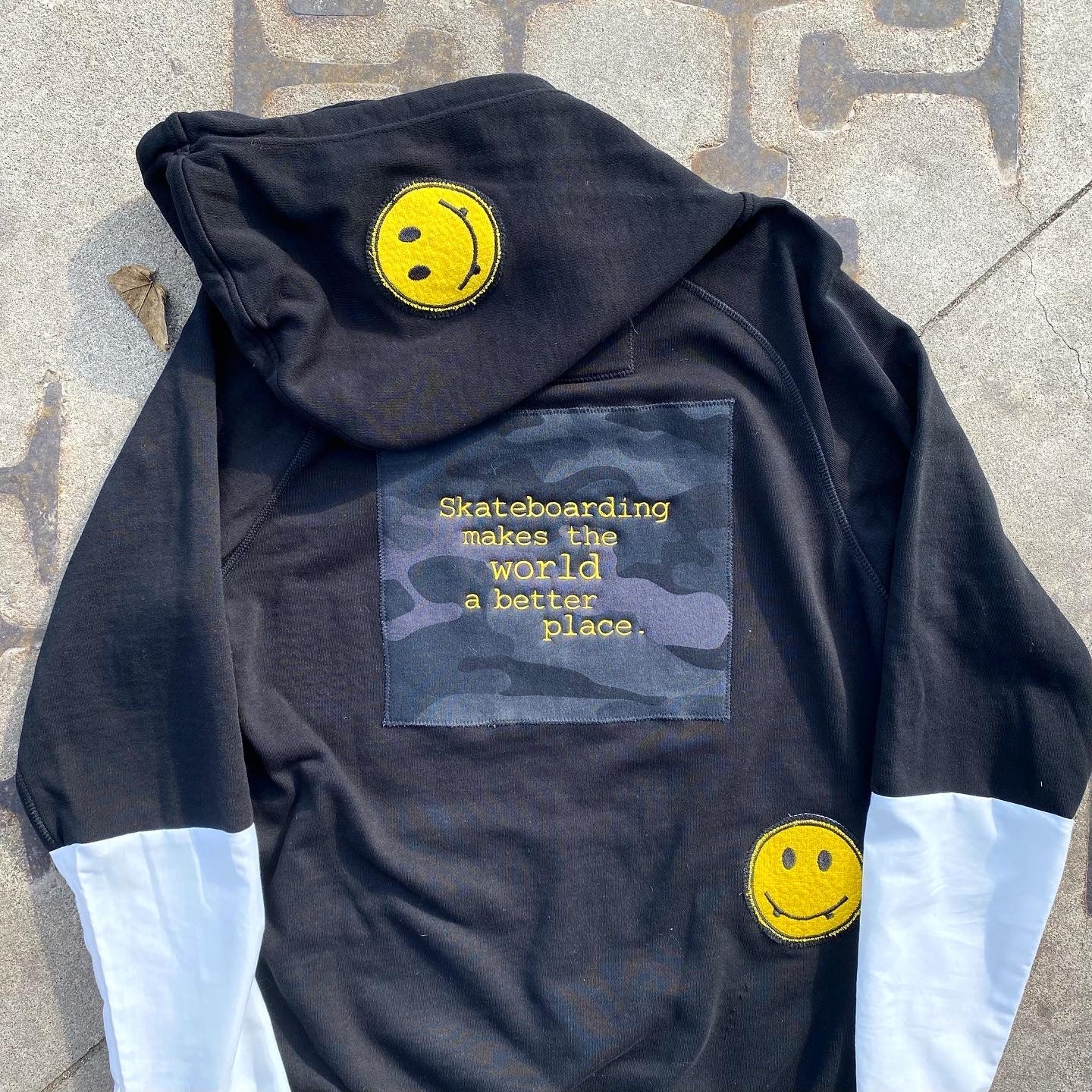 SKATEBOARDING MAKES THE WORLD A BETTER PLACE HOODIE - Medium