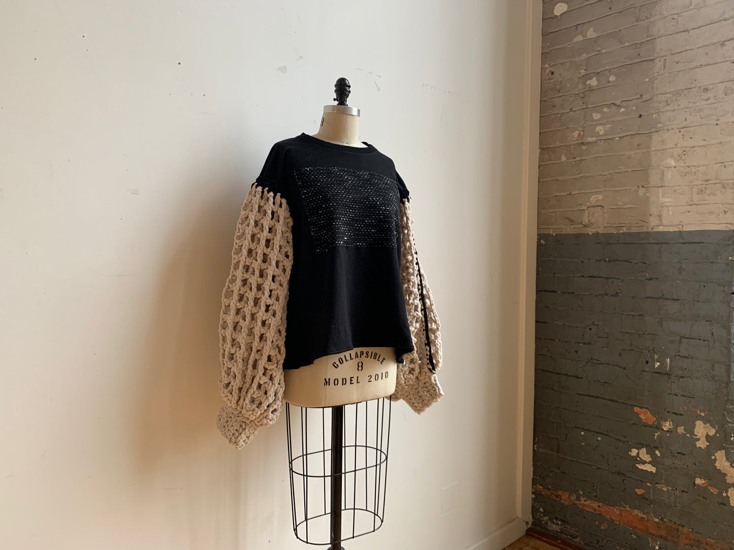 M218 - CROCHET SWEATER - BLACK SWEATER W/ CREAM SLEEVES