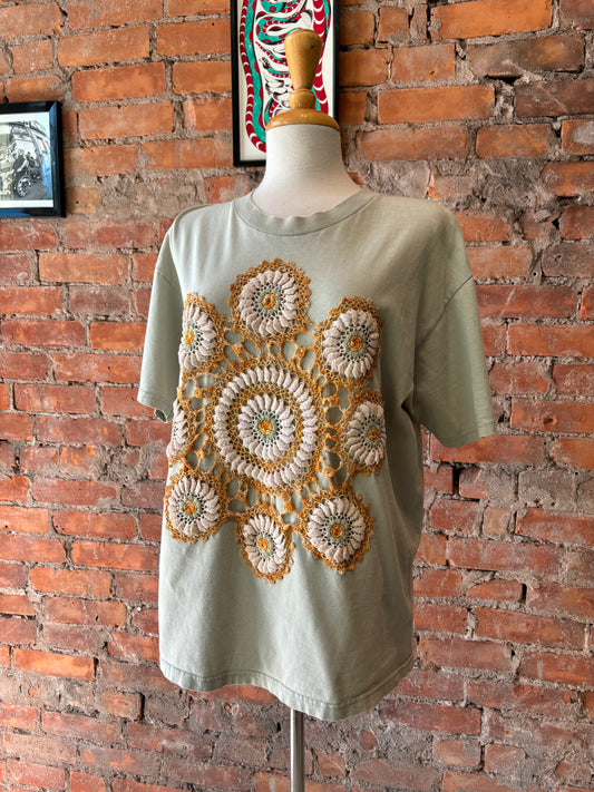 COOL VINTAGE DOILY T SHIRT - L