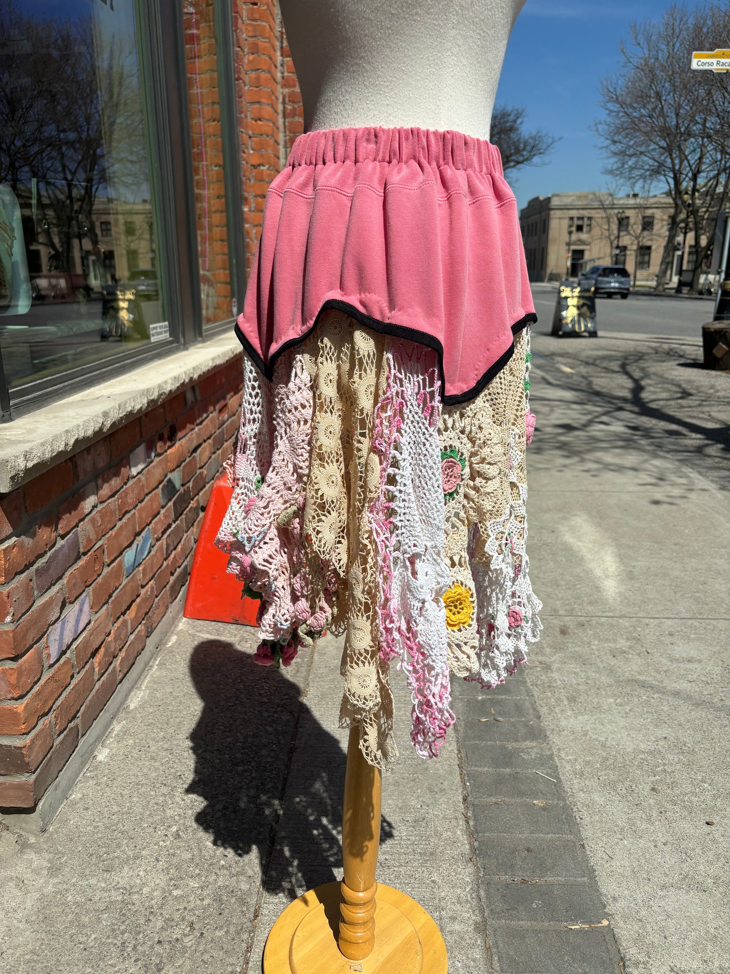 SHORT PINK SKIRT W/ VINTAGE PINK DOILIES