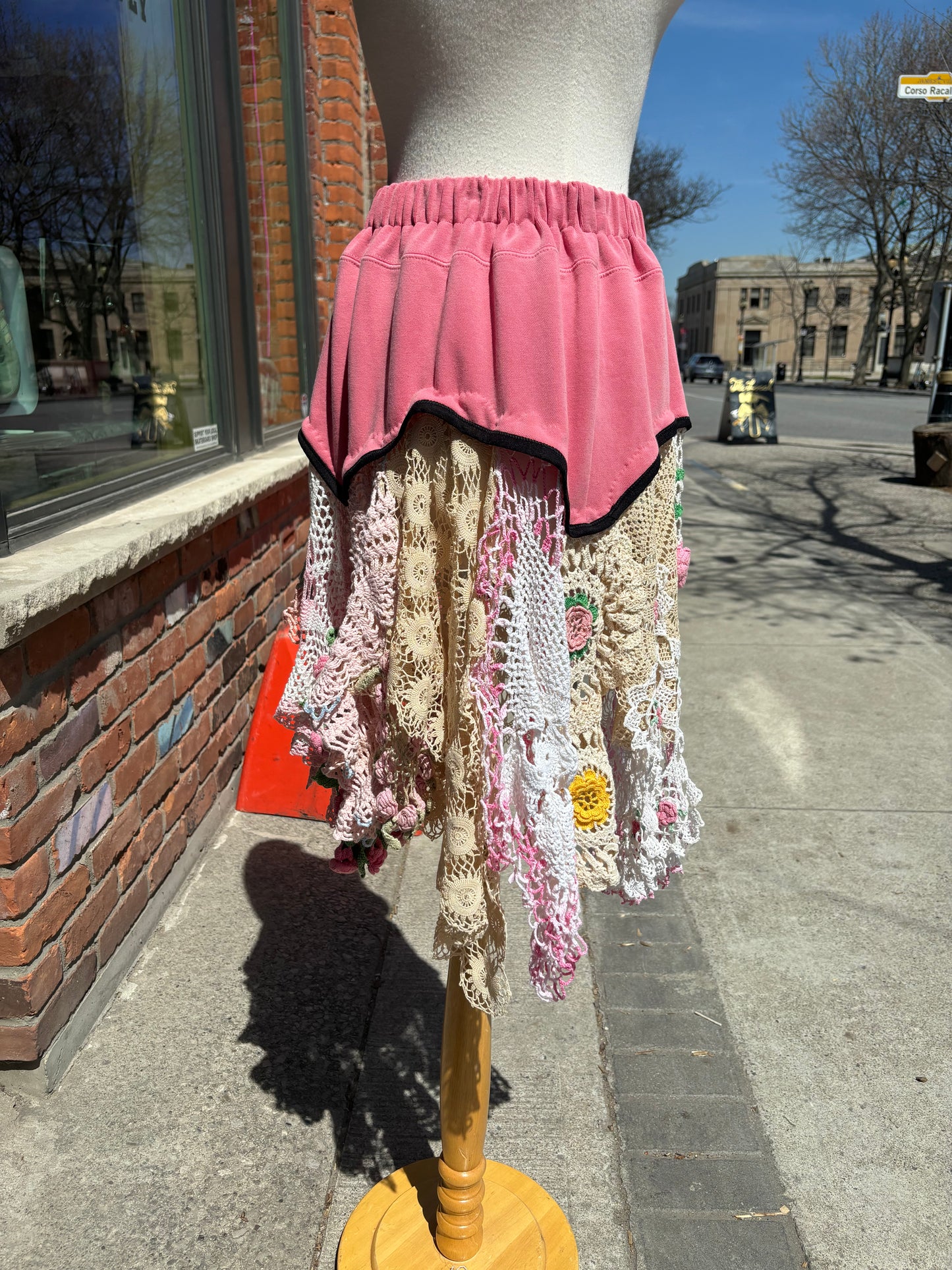 SHORT PINK SKIRT W/ VINTAGE PINK DOILIES