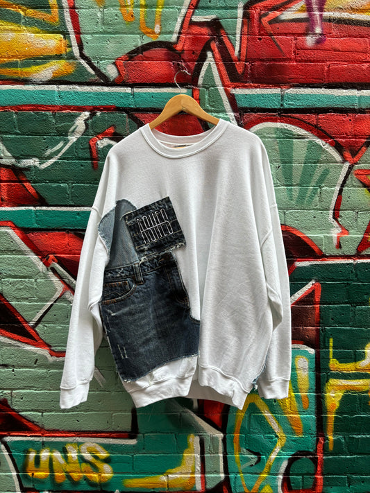 DENIM EYES CREW NECK SWEATER - 3XL
