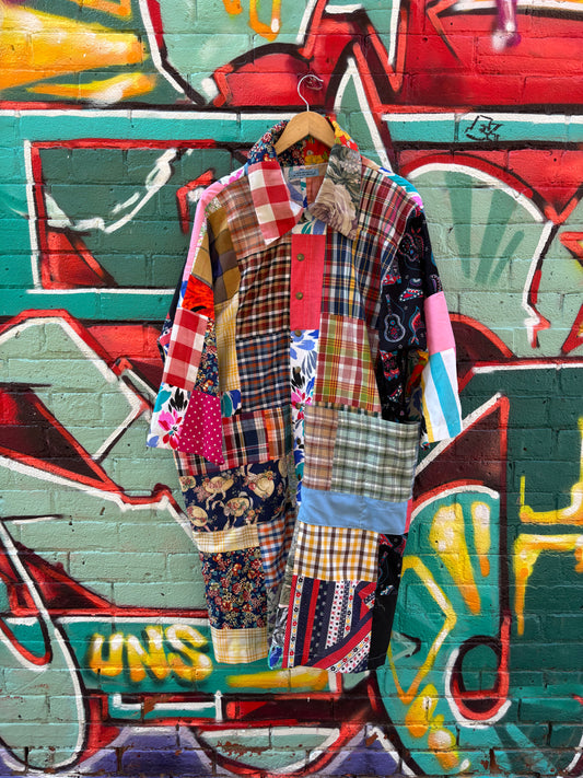QUILT REWORK LONG COLLARED TOP