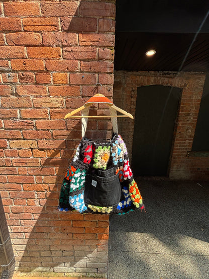 GRANNY SQUARE & DENIM JUMBO TOTE BAG