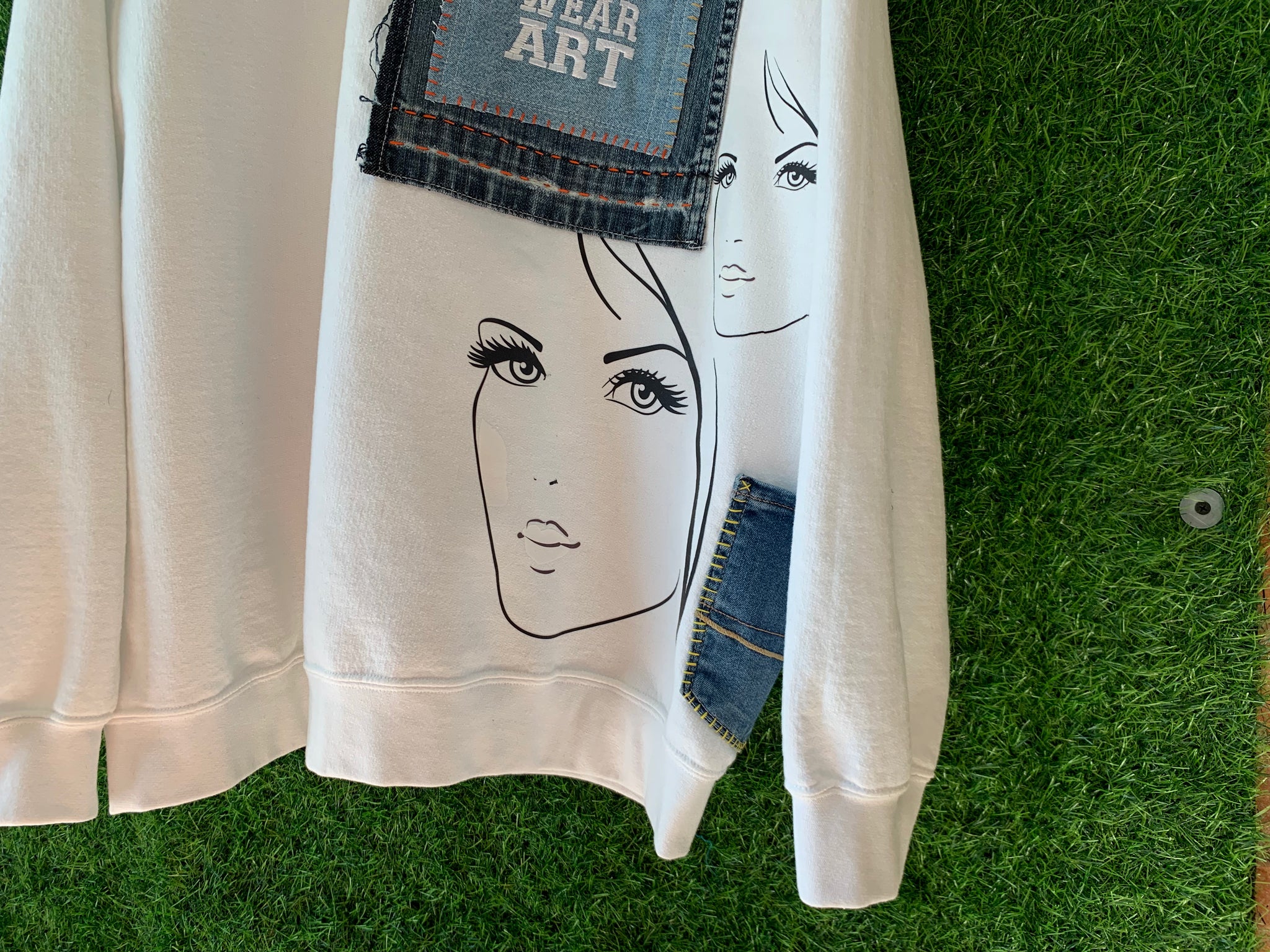 DENIM EYES CREW NECK SWEATER - 3XL