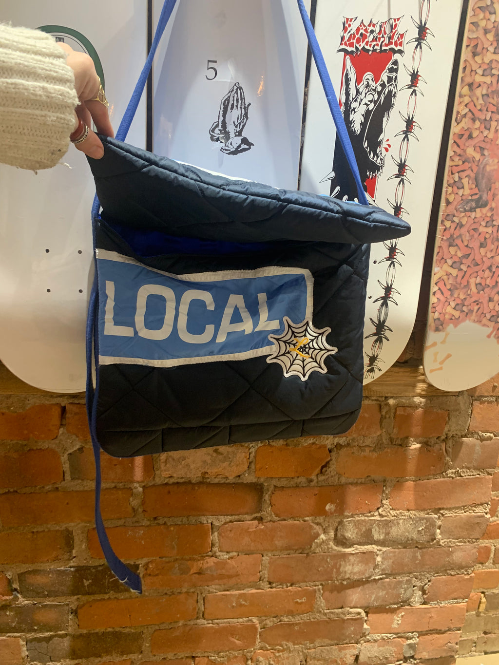 PUFF MESSENGER BAG