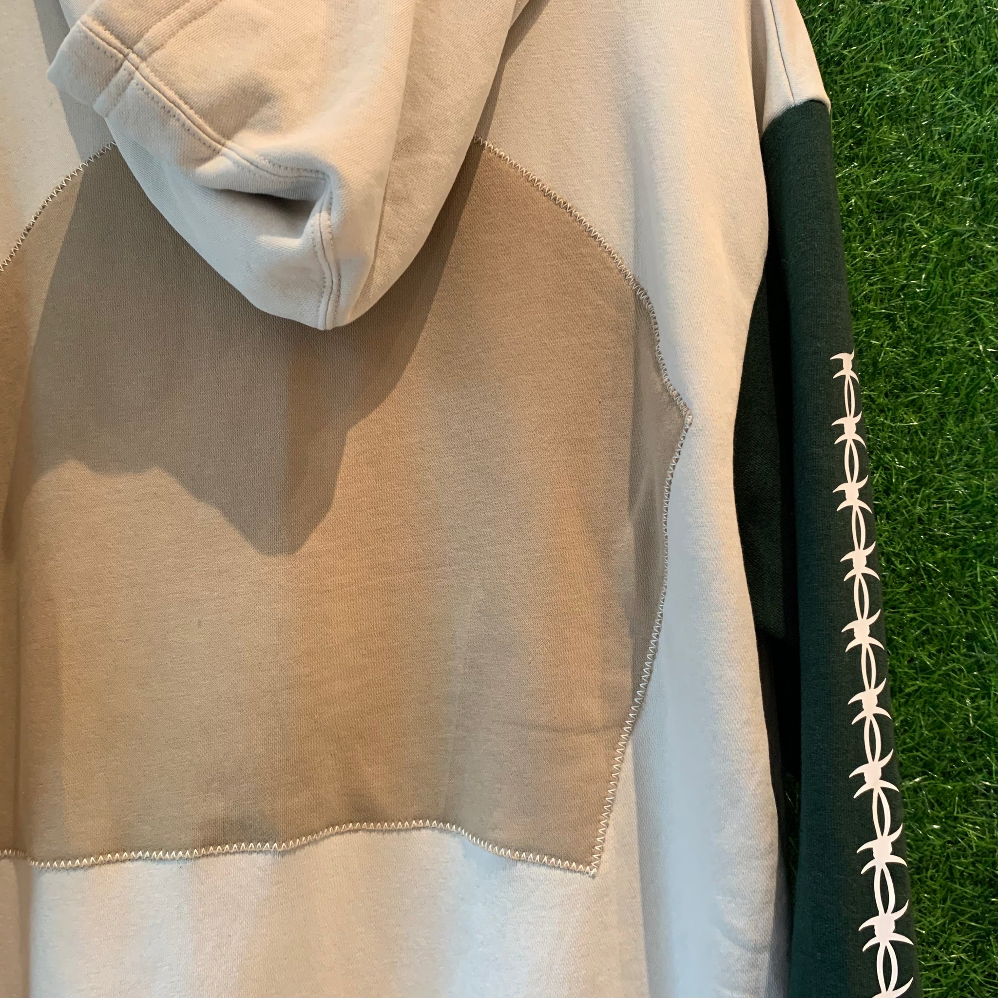 BEASLEY SKATEPARK X LOCAL HOODIE - Large